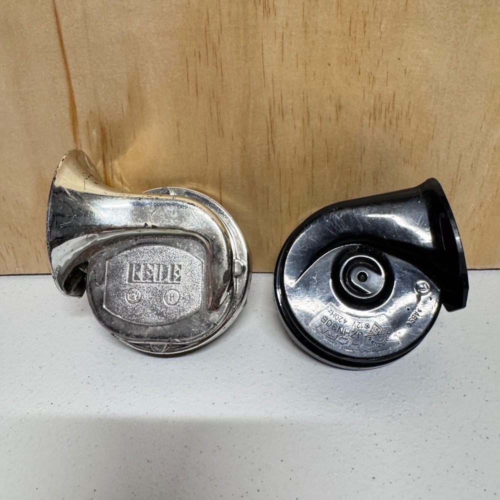 Rede & JZHN80B Electric Snail Horns Automotive 12V Chrome Black Pair